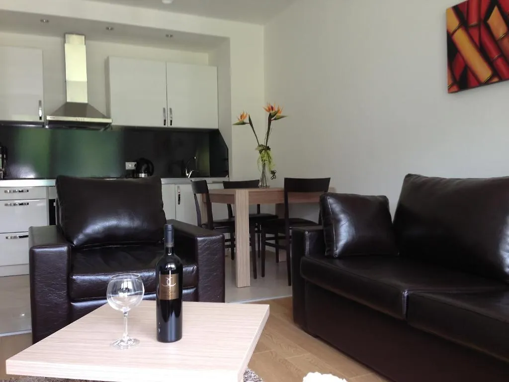 Saint George Palace Aparthotel Banszko